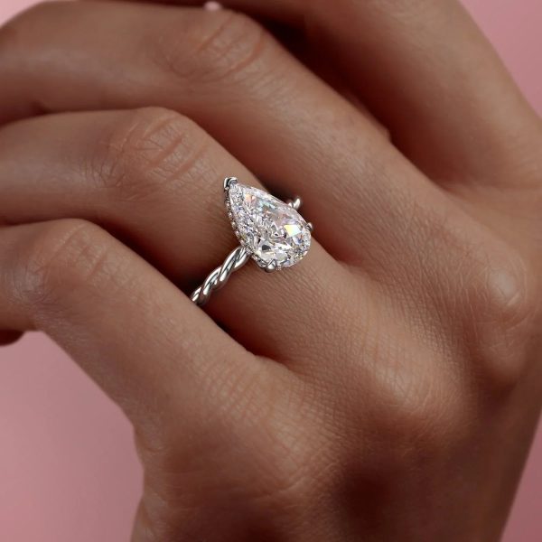 The Alice Set With A 2 Carat Pear Lab Diamond For Cheap